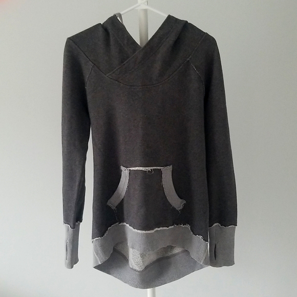 Grey lululemon Hoodie Size M - Picture 1 of 2